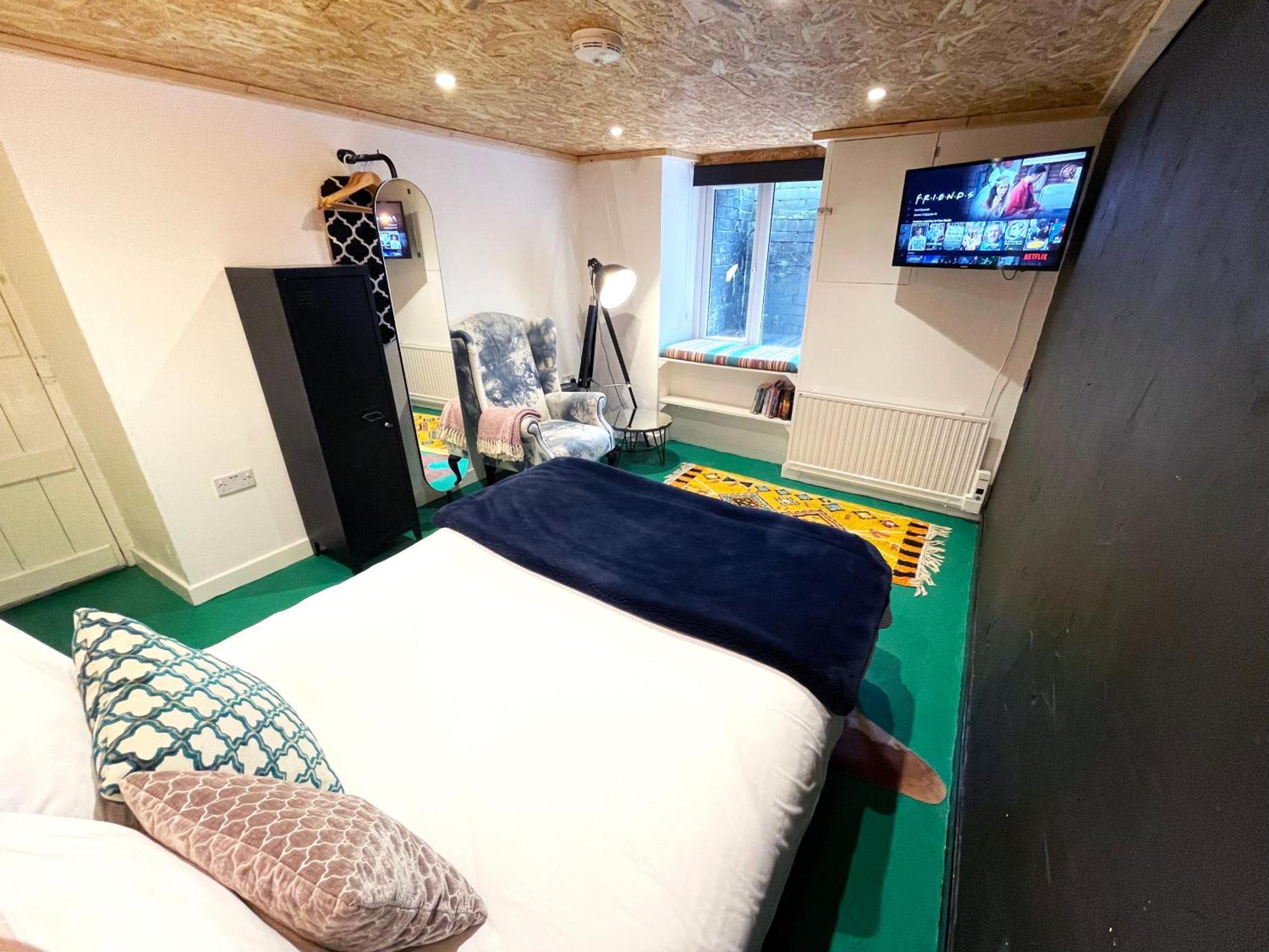 Fern Studio 1 Bedroom Apartment Llangollen Buitenkant foto